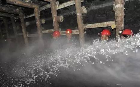 美錦能源煤礦透水事故 安全生產(chǎn)警鐘再響，未竟之問(wèn)叩問(wèn)行業(yè)未來(lái)